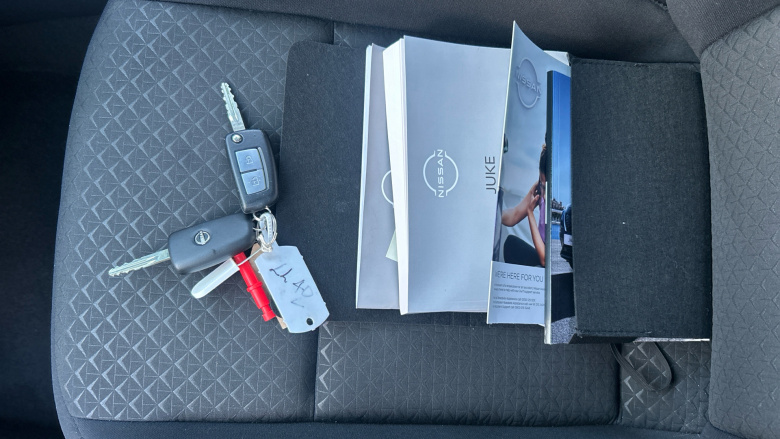 Nissan Juke 1.0 DiG-T Acenta Premium 5dr Petrol Hatchback